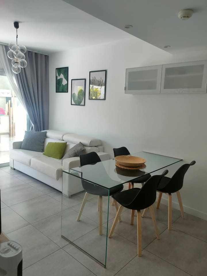 Ocean Sunset Bristol Apartment Corralejo Exterior photo